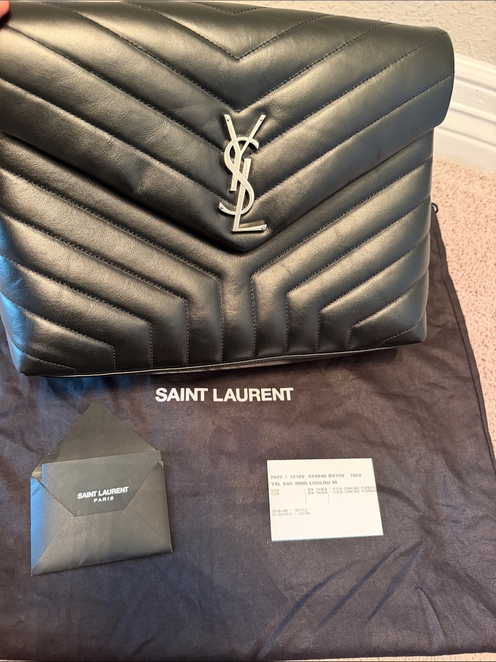 Yves Saint Laurent Loulou Matelasse Medium EXCELLENT CONDITION
